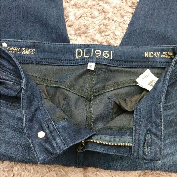 DL1961 Nicky Dark Wash Mid Rise Cigarette Straight Leg Jeans Size 27 - Picture 4 of 7